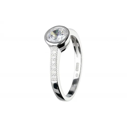 Srebrny pierścionek z cyrkoniami