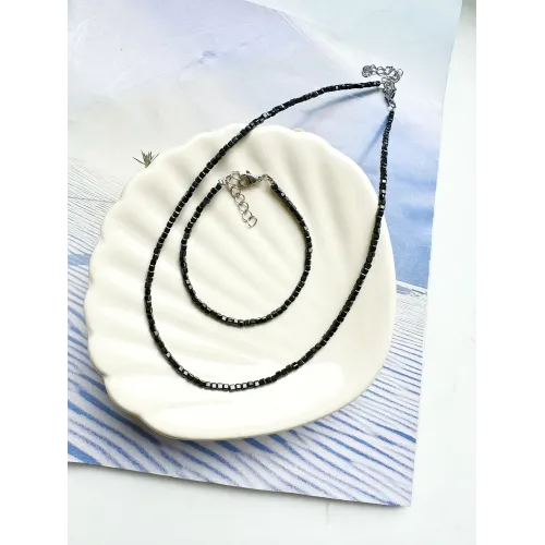 bransoletka-kamienie-naturalne-spinel-kostka-mala