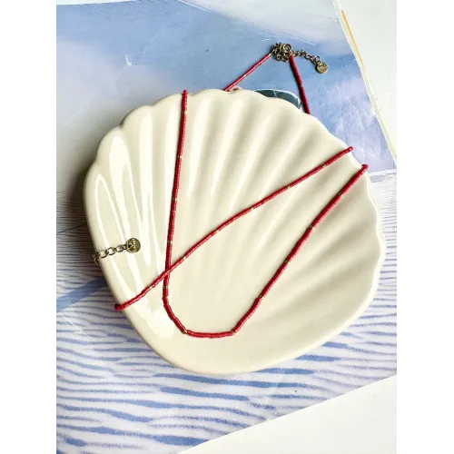 naszyjnik-stal-chirurgiczna-czerwone-koraliki