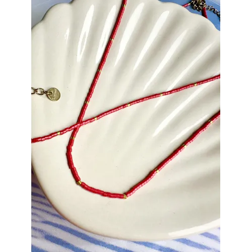 naszyjnik-stal-chirurgiczna-czerwone-koraliki