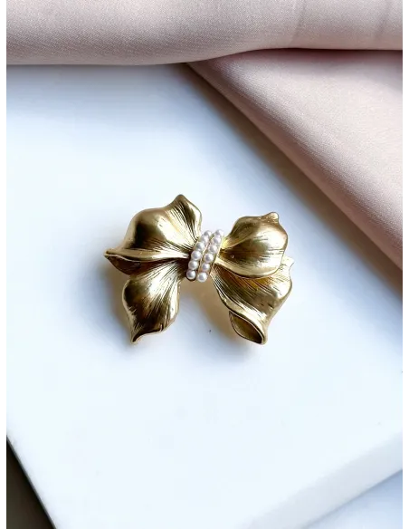 broszka-metal-kokardka-z-perelkami