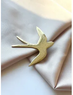 broszka-stal-chirurgiczna-zlota-jaskolka