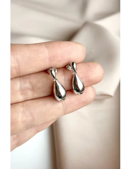 srebrne-kolczyki-lezkikrople-gladkie-wiszace