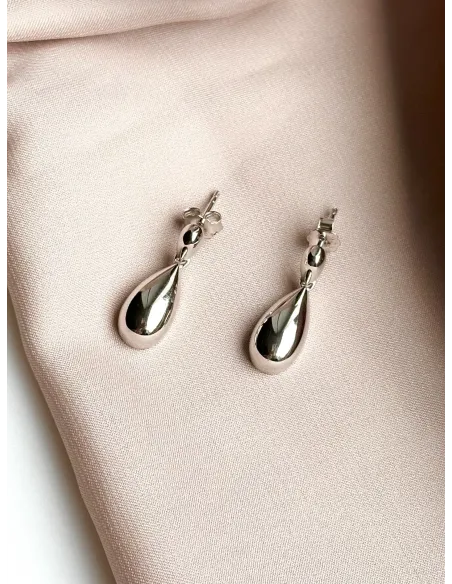 srebrne-kolczyki-lezkikrople-gladkie-wiszace