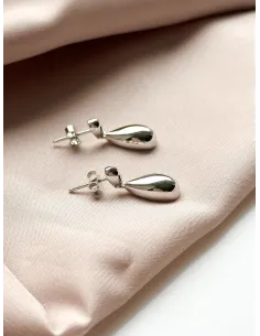 srebrne-kolczyki-lezkikrople-gladkie-wiszace 2