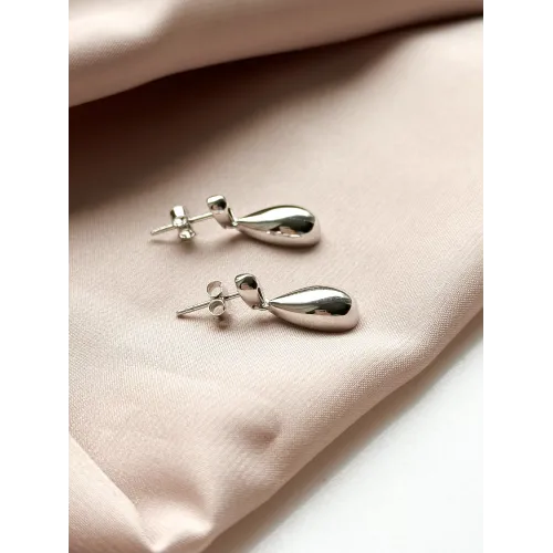 srebrne-kolczyki-lezkikrople-gladkie-wiszace