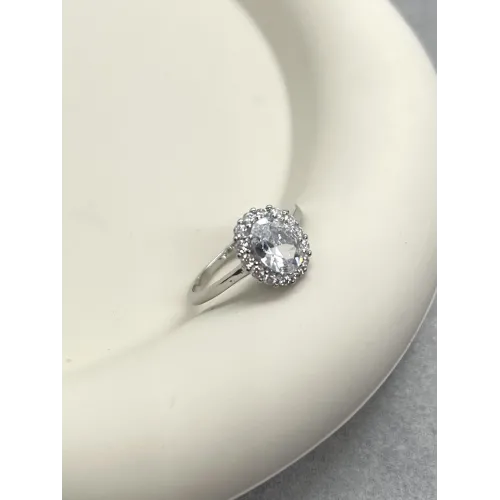 srebrny-pierscionek-klasyczny-z-cyrkoniami