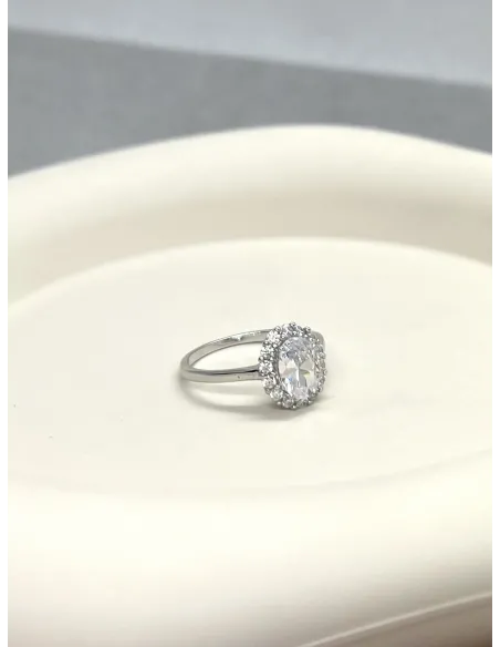 srebrny-pierscionek-klasyczny-z-cyrkoniami