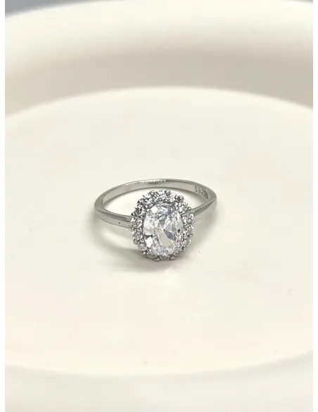 srebrny-pierscionek-klasyczny-z-cyrkoniami