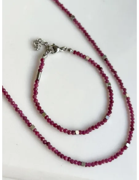 naszyjnik-kamienie-naturalne-rubin-ze-srebrna-przekladka