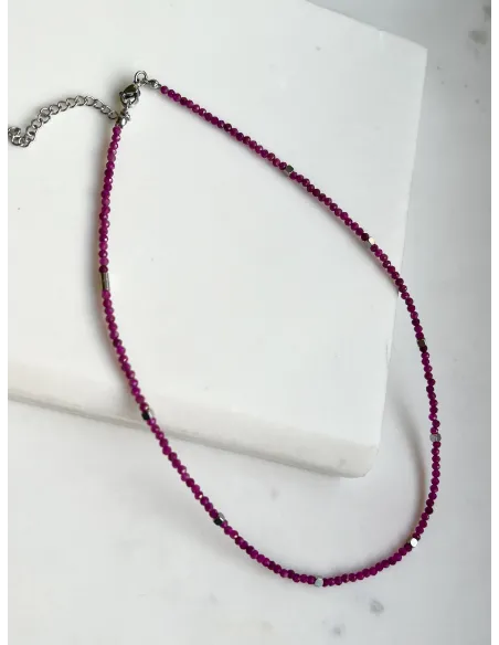 naszyjnik-kamienie-naturalne-rubin-ze-srebrna-przekladka