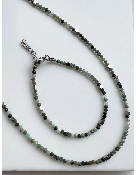 naszyjnik-kamienie-naturalne-szmaragd-ze-srebrna-przekladka