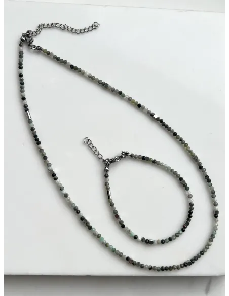 naszyjnik-kamienie-naturalne-szmaragd-ze-srebrna-przekladka